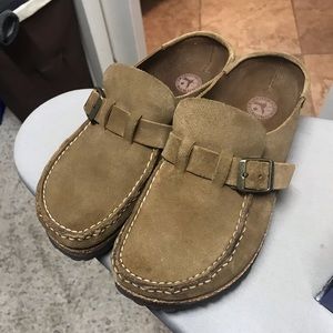 Birkenstock’s Buckley’s shoes